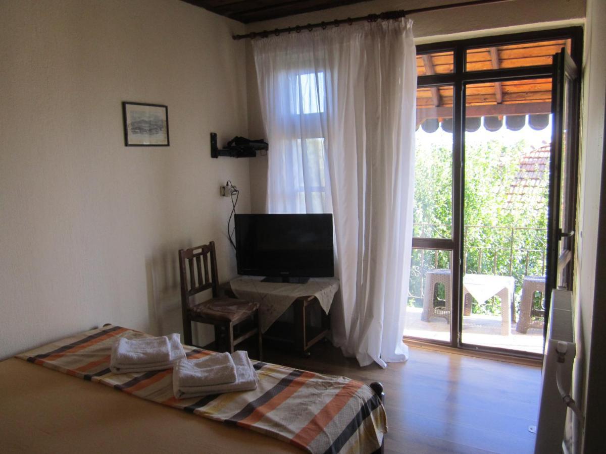 Guest House Popov Marchevo Bagian luar foto