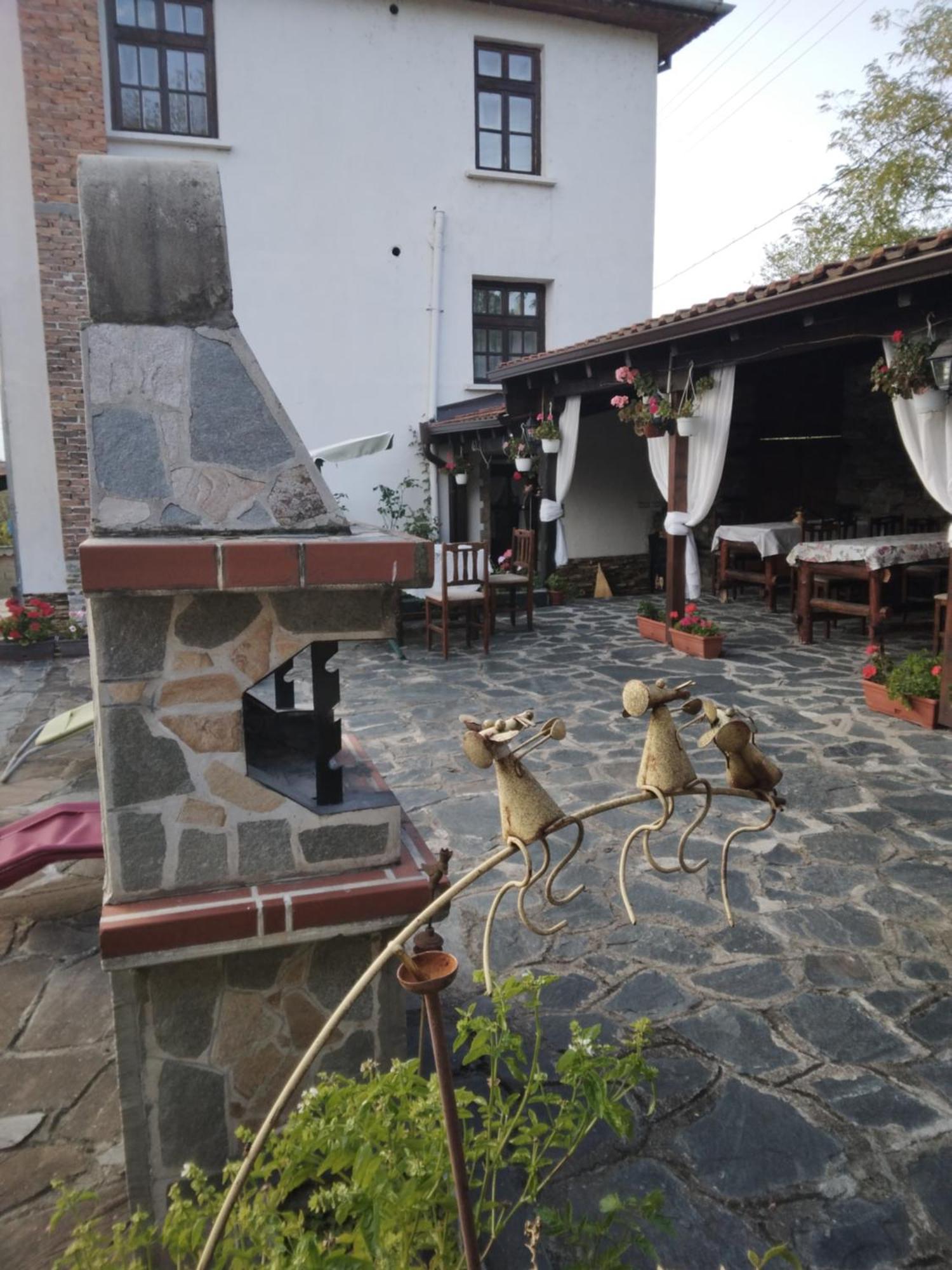 Guest House Popov Marchevo Bagian luar foto